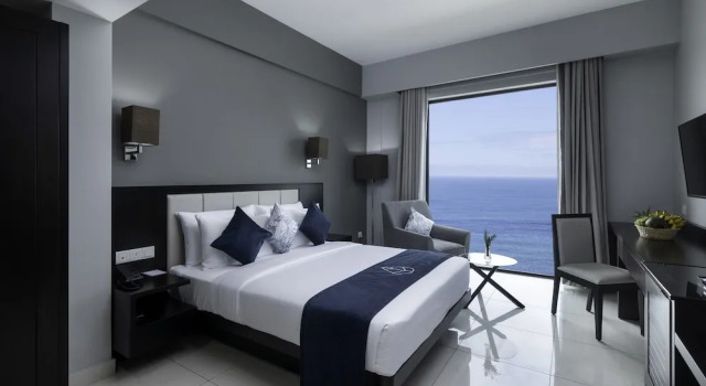 Двухместный номер Deluxe с частичным видом на море MaRadha Colombo