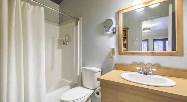 Четырёхместный номер Standard Auberge du Lac Taureau et Condos