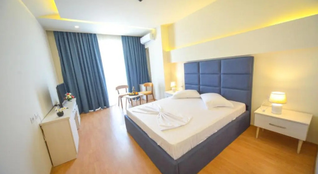 Номер Standard с балконом Hotel Elesio