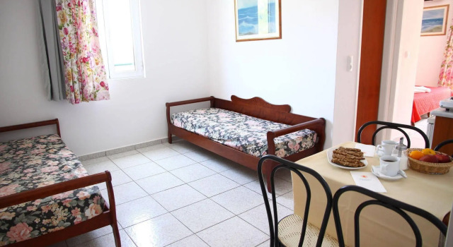 Bellos Hotel Apartments