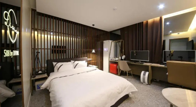 Номер Deluxe Suncheon Hound Hotel Suncheon Station Branch