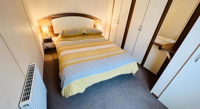 2 Bedroom Caravan NV16, Lower Hyde, Shanklin, Isle of Wight