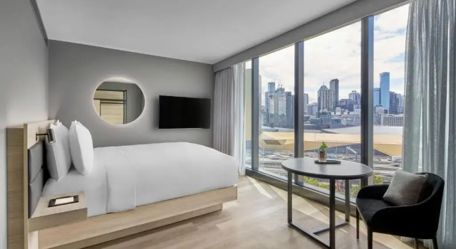Номер Deluxe AC Hotel by Marriott Melbourne Southbank