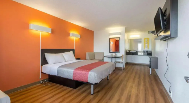 Двухместный номер Standard Motel 6 Indianapolis, IN – South