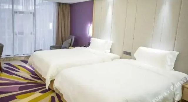 Lavande Hotel·Shenzhen Shajing Convention and Exhibition Center, Rezervasyon Otel Guangdong otoparklı oteller, Otopark