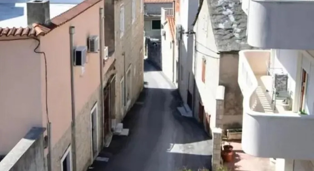 Ljubav - With Parking - A1