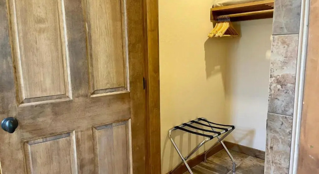 Коттедж с 4 комнатами Marble Mountain Chalet