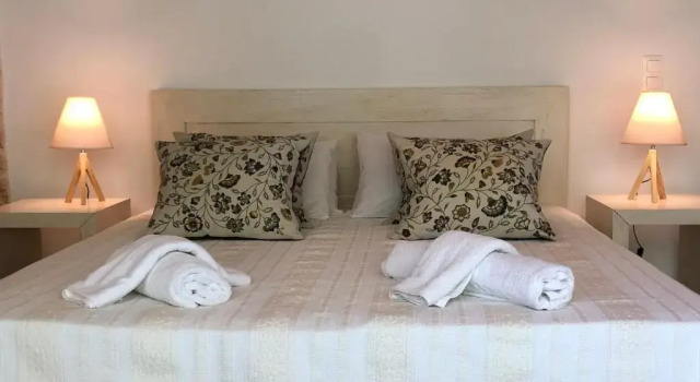 Marina Vista Luxury Studio suites Beach front