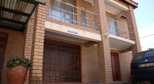 Gae Guest House, Rezerwuj Pensjonat Gaborone Botswana