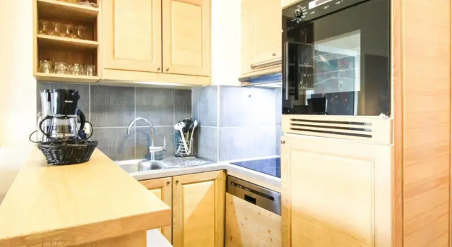Апартаменты Les Terrasses d'Eos, 1-bed apartment with fireplace, Ski in, Ski out