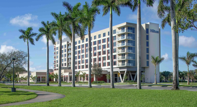Hilton Miami Dadeland, Book Hotel Hoteller i Biscayne National Park med parkering, Parkering