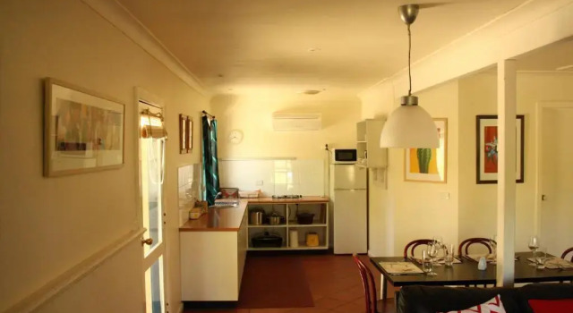 Коттедж с 2 комнатами Merrimeet Cottages