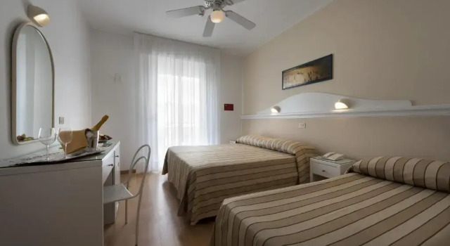 Номер Семейный Hotel Miami