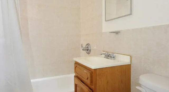 Апартаменты Cozy Studio Steps to Central Park Upper E Side