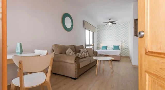 Студия Deluxe Santa Marina Central Loft by Valcambre