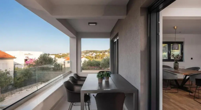 Апартаменты House & Home Slatine