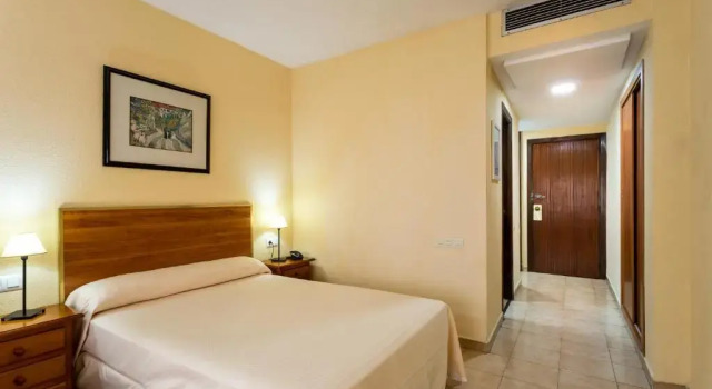 Одноместный номер Standard Apartamentos Resitur