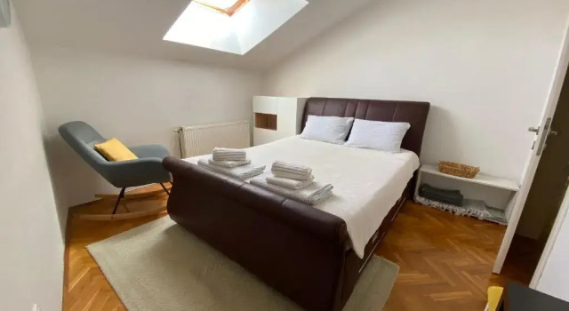 FAMILY CORNER-2bedroom apartment with free parking