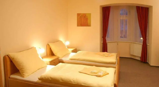 Hotel Zvonarna, Buchen Sie Hotel Budweis 