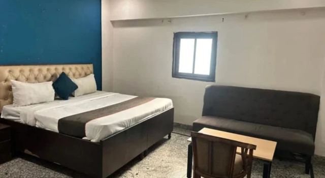 Fabhotel Wamson