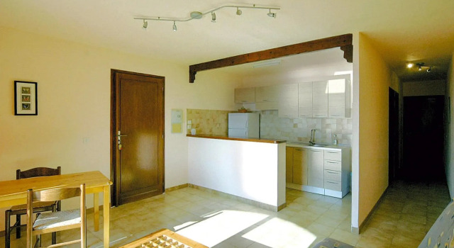 Residence Les Dauphins, Tiuccia, 2 room apt. with balcony, Забронировать Отель Тьючча South Corsica