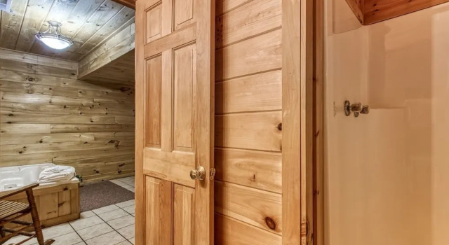 Номер Standard Mystic Mountain - Great Location! Close To All The Action! 2 Bedroom Cabin by RedAwning