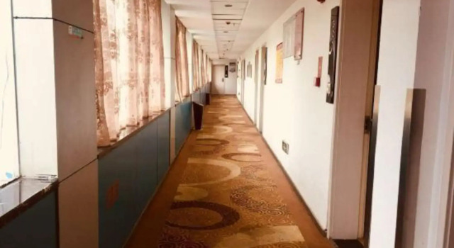 Qingjiang Express Hotel, Rezerwuj Hotel Yichun Jiangxi