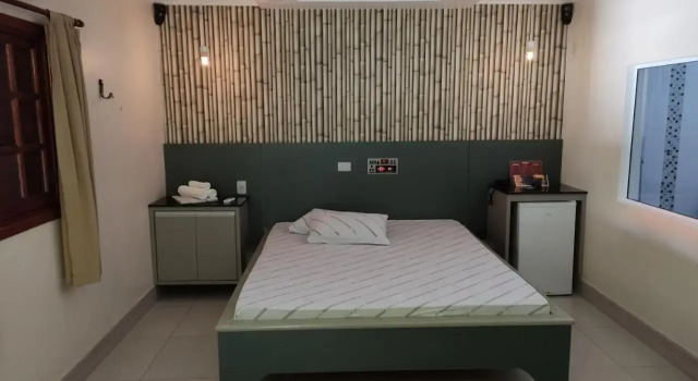 Motel Paradise, Забронировать Мотель Недорогие отели Сан-Жозе-дус-Кампуса, недорого