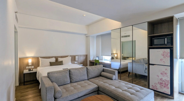Suite junior Zuri Express Lippo Cikarang