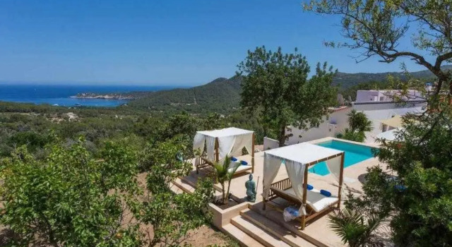 100 stories in CAN PEP REIPortinatx, Rezerwuj Hotel Portinatx Ibiza