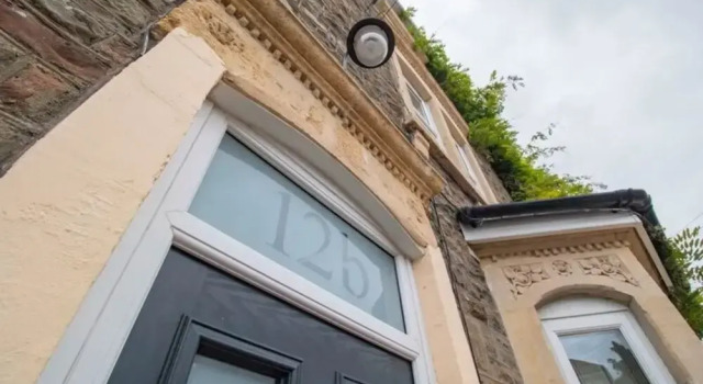 Modern and Chic 2 Bedroom in Bristol, Забронировать Апартаменты/квартира Бристоль Англия, рядом с Oldbury Hall Estate Country Park