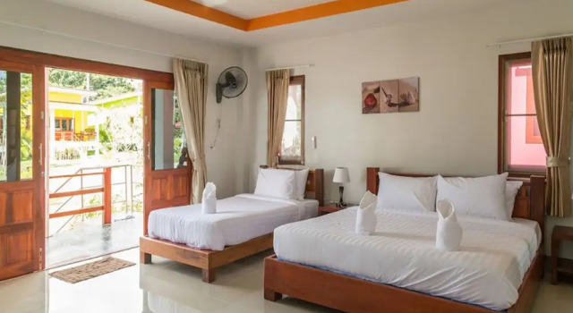 Семейное бунгало Deluxe с балконом Breeze Bay Villas Koh Phangan