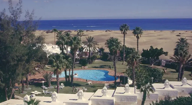 Коттедж c 1 комнатой Sahara Beach Club