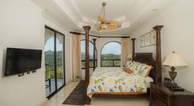 Puesta del Sol 5 bdrs ocean view in Los Suenos, Забронировать Дом для отпуска Отели Эррадура с бассейном, Бассейн