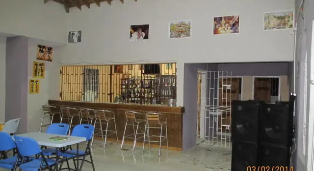 Barefoot Guest House, Reserva ahora Hostal o pensión Belfast Saint Thomas.