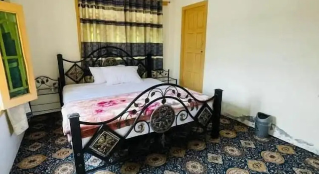 Laal Haveli, Забронировать Отель Отели Скарду с парковкой, Парковка