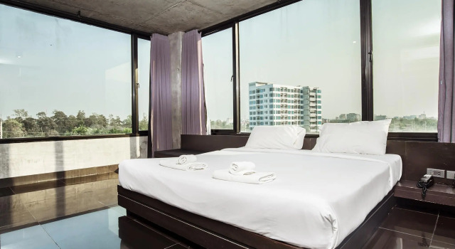 Номер Superior B2 Black Business & Budget Hotel