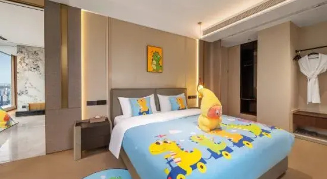 Семейный люкс с 2 комнатами с видом на город Heyo Hengyue Huasong Executive Hotel (Guanyinqiao Pedestrian Street Branch), Guanyinqiao No.1