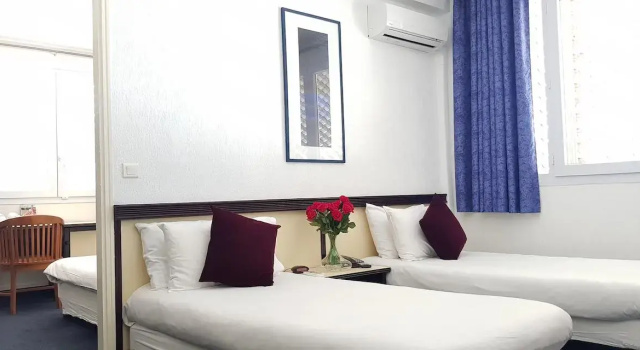 Трёхместный номер Deluxe Hotel Le Paris