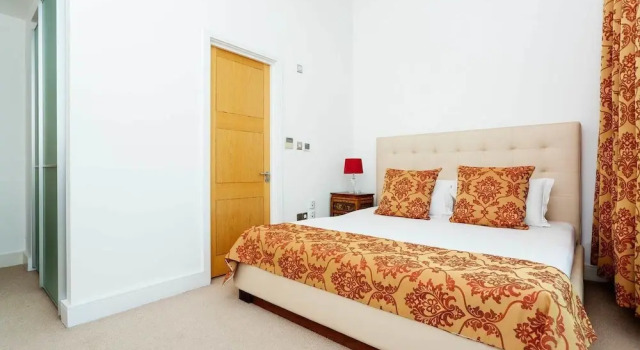 St Katharine's Dock Penthouse, Забронировать Отель Бизнес-отели Лондона, рядом с Верфь «Батлерс-уорф», 4* 5*