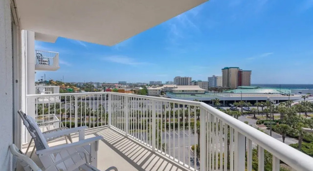 Terrace At Pelican Beach 0507 3 Bedroom Condo, Varaa Huoneisto Hotellit Emerald Coast uima-altaalla, Uima-allas