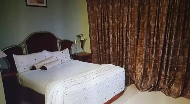 Elliot Hotel Conference  Beitbridge, Book Hotel Beitbridge South Matabeleland