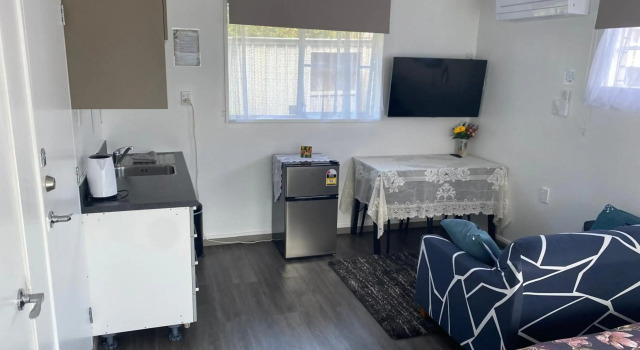 Homestay En-Suite Private Bathroom, Private Entrance, Heatpump, Netflix close to Hospital, Buchen Sie Hotel Hotels in Nordinsel mit Parkplatz, Parkplätze