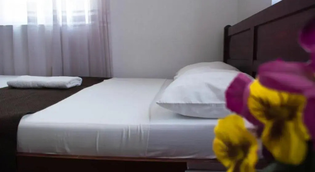 Hotel Joohn Gay only LGBTIQ, Buchen Sie Hotel Melgar (und Umgebung) Tolima