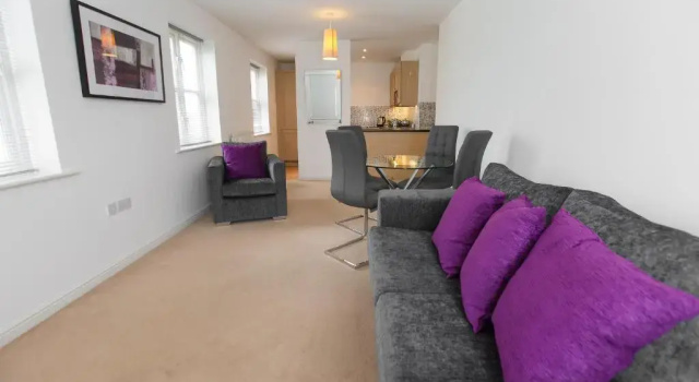 Апартаменты Цокольный этаж Catchpole Stays Abbey Field Apartment- A lovely 2 bed apartment with field views near Colchester town centre