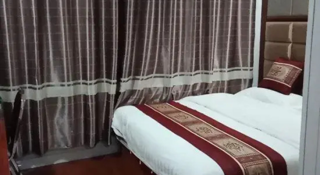 Семейный люкс jiajun Business Hotel