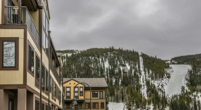 Slopeside 2738, Забронировать Апартаменты/квартира Отели Roosevelt National Forest с парковкой, Парковка