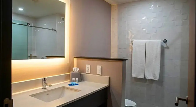 Двухместный люкс Holiday Inn Express & Suites - Tijuana Otay by IHG