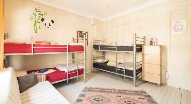 Bed in slaapzaal (slaapzaal voor vrouwen) Levanten Hostel
