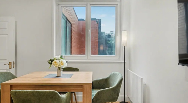 Peaceful 1 bed apt in the Heart of Fitzrovia, Забронировать Апартаменты/квартира Лондон Большой Лондон, рядом с Музей мультфильмов